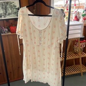 Cupshe Cream and Pink Floral Blouse
